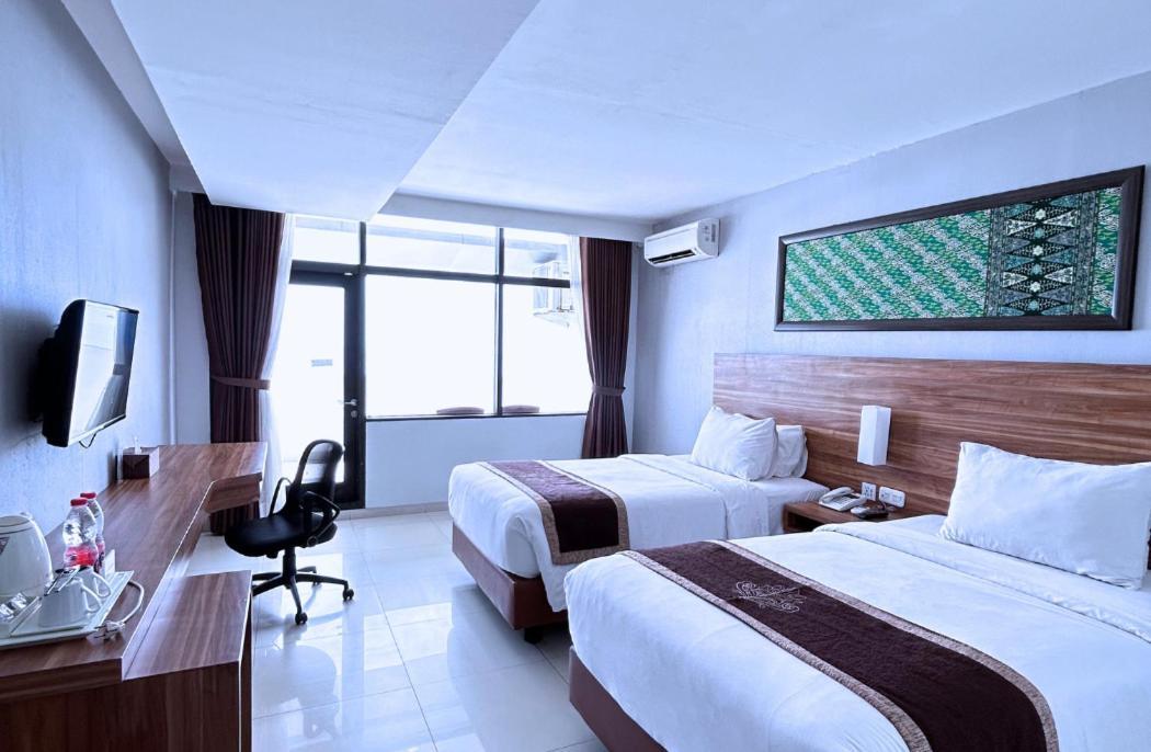 แกรนด์ อินนา ซามูดรา บีช Hotel Cimaja ภายนอก รูปภาพ