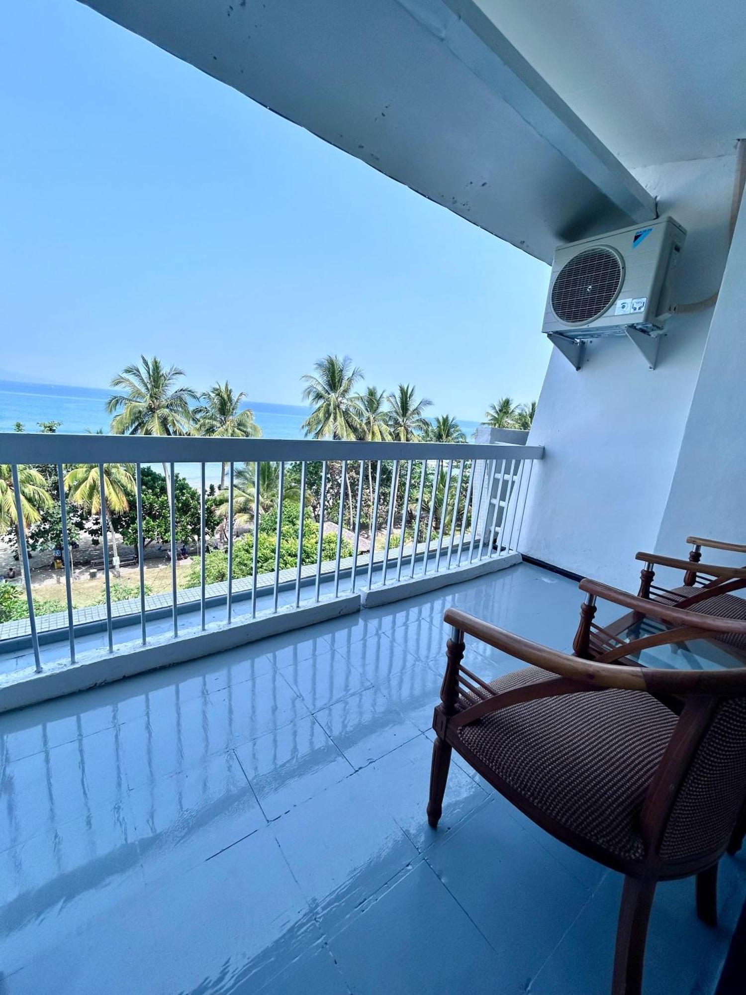 แกรนด์ อินนา ซามูดรา บีช Hotel Cimaja ภายนอก รูปภาพ