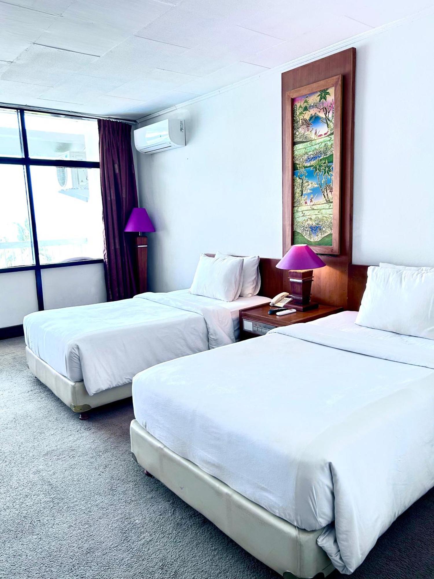 แกรนด์ อินนา ซามูดรา บีช Hotel Cimaja ภายนอก รูปภาพ
