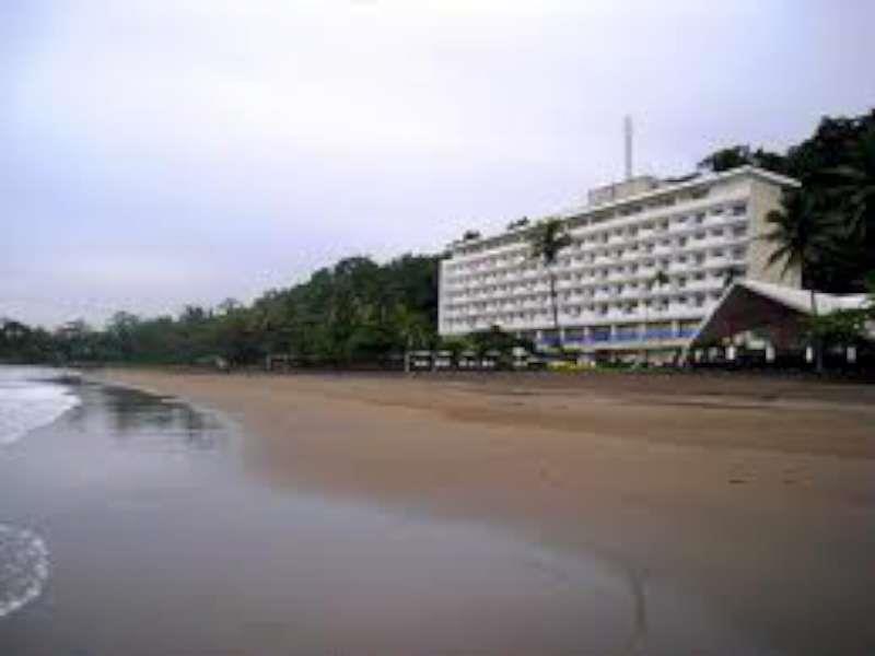 แกรนด์ อินนา ซามูดรา บีช Hotel Cimaja ภายนอก รูปภาพ