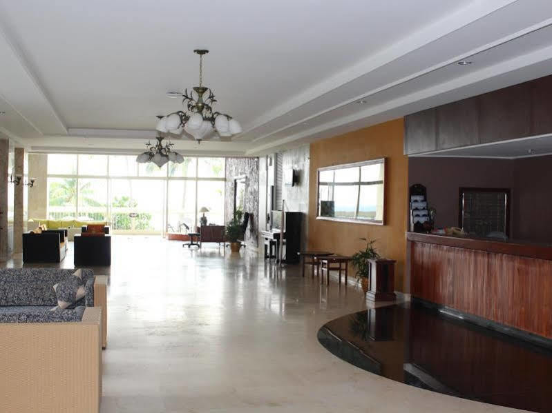 แกรนด์ อินนา ซามูดรา บีช Hotel Cimaja ภายนอก รูปภาพ